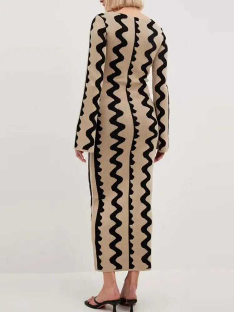 Form-Fitting Knit Bodycon Dress with Stretch Fabric for a Perfect Fit