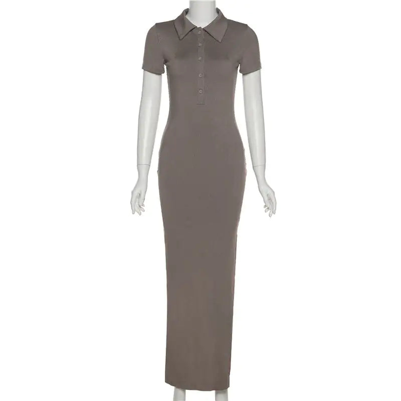 Elegant Knit Maxi Dress with Short Sleeves and Soft Sweater Fabric