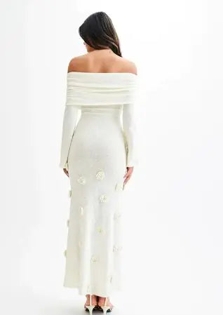 Off-Shoulder Knit Maxi Dress with Delicate Rose Pattern and Flowing Silhouette