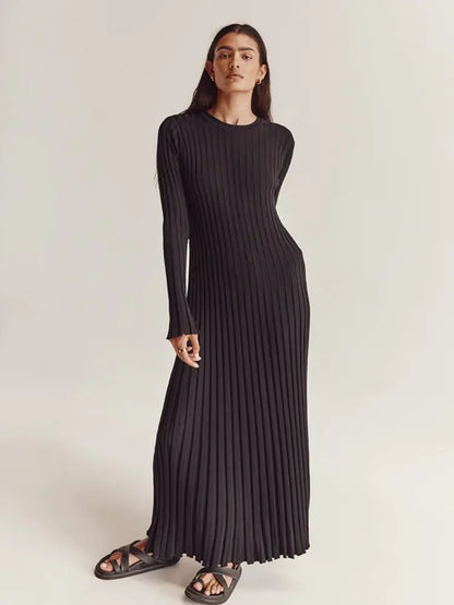 Elegant Ribbed Knit Maxi Dress with Long Sleeves for Autumn and Winter