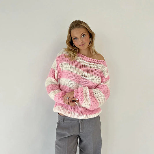 Versatile Relaxed-Fit Long-Sleeve Knit Sweater with Soft, Breathable Fabric