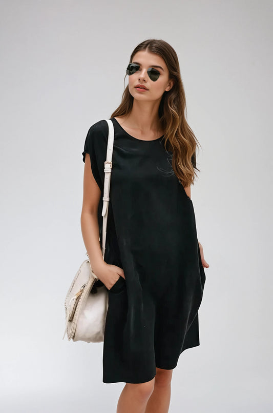 Classic Riverdale Dress with Flattering Fit and Convenient Pockets