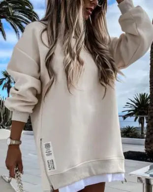 Plush Winter Sweatshirt Dress with Long Sleeves and Relaxed Fit
