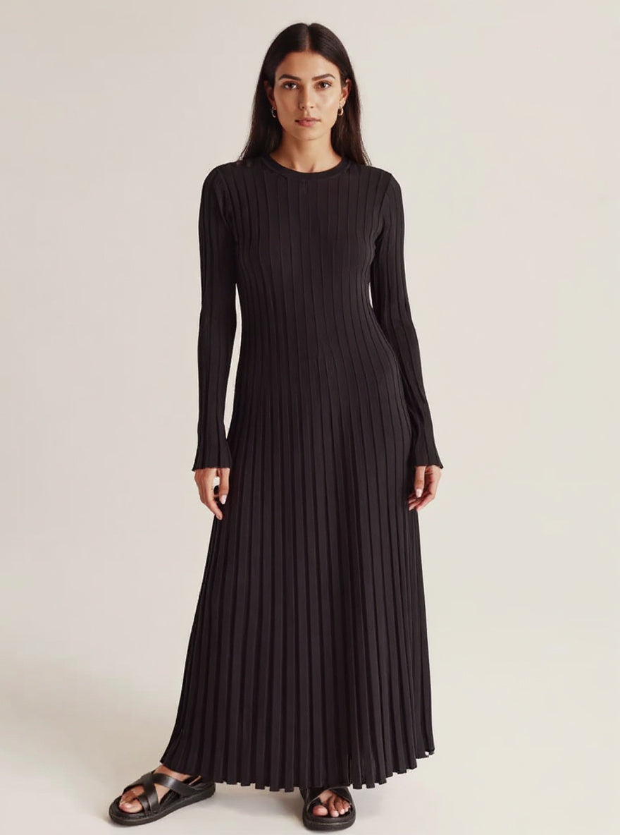 Ribbed Knit Maxi Dress