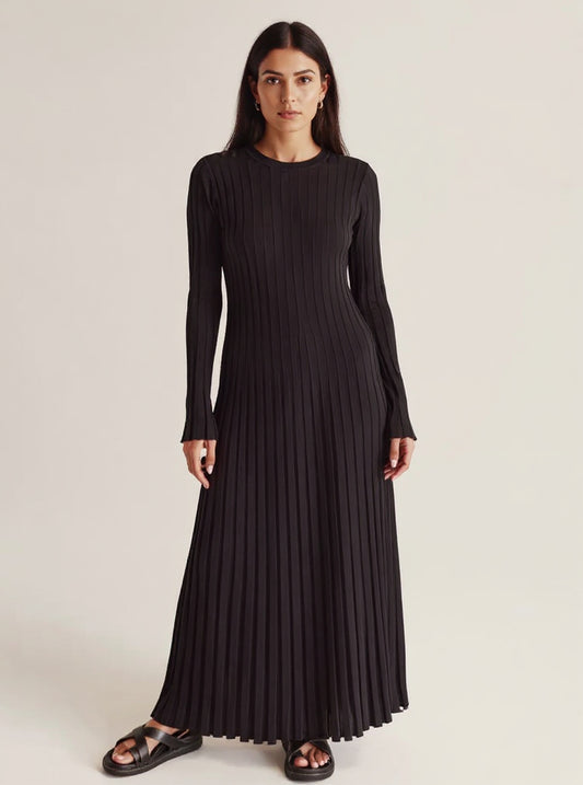 Ribbed Knit Maxi Dress