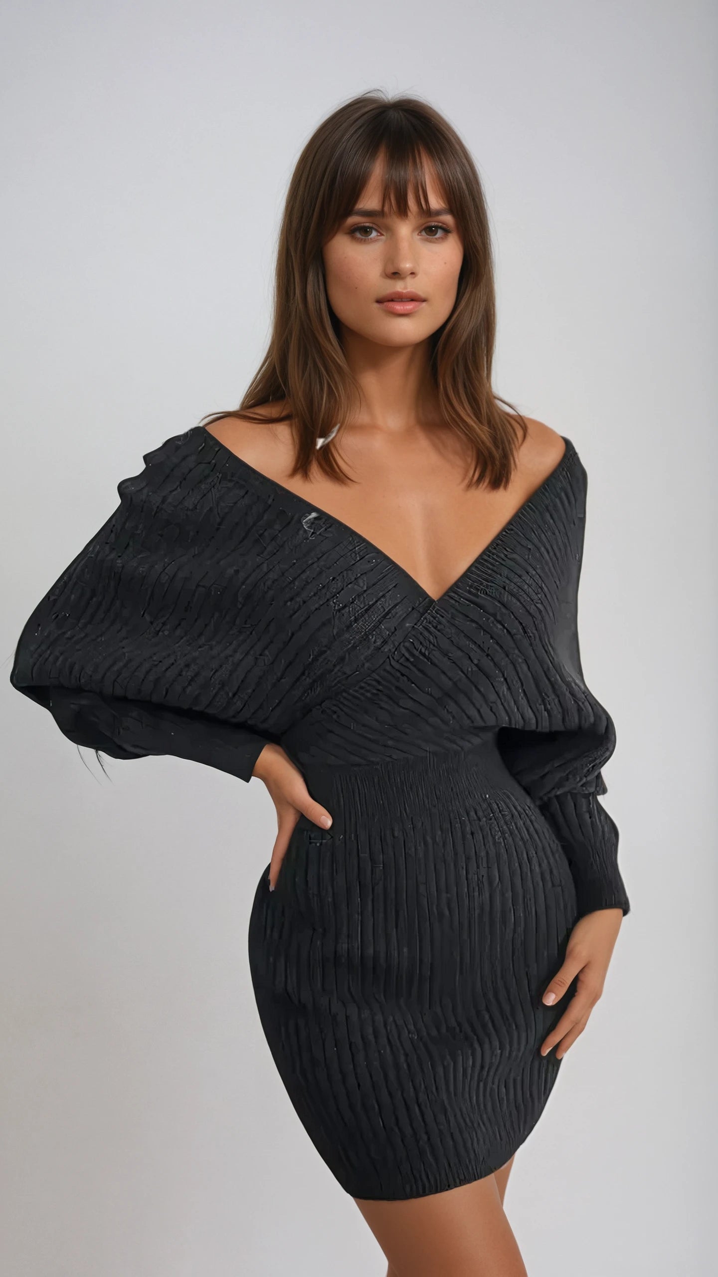 Elegant Cross V-Neck Sheath Dress with Figure-Hugging Fit for Fall/Winter